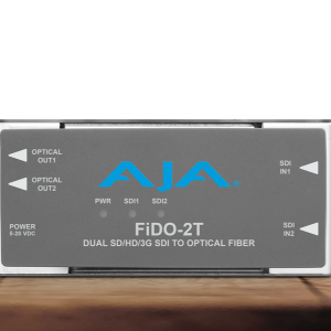Transmisor AJA FiDO-2T-MM para envío dual de señales SDI mediante fibra óptica multimodo.