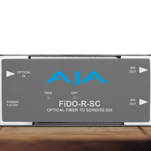 Receptor AJA FiDO-R-SC para recepción profesional de señales SDI mediante fibra óptica con conectividad SC.