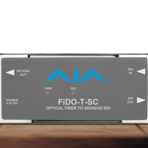 Transmisor AJA FiDO-T-SC para transporte profesional de señales SDI mediante fibra óptica con conectividad SC.