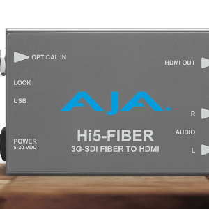Conversor AJA Hi5-Fiber para recepción profesional de señales HDMI mediante fibra óptica.