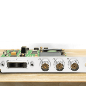 Tarjeta profesional AJA KONA LHe Plus para captura y reproducción de vídeo analógico y digital en sistemas de edición broadcast.