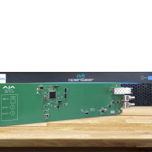 Tarjeta OpenGear AJA OG-FiDO-R-MM para recepción profesional SDI mediante fibra multimodo.