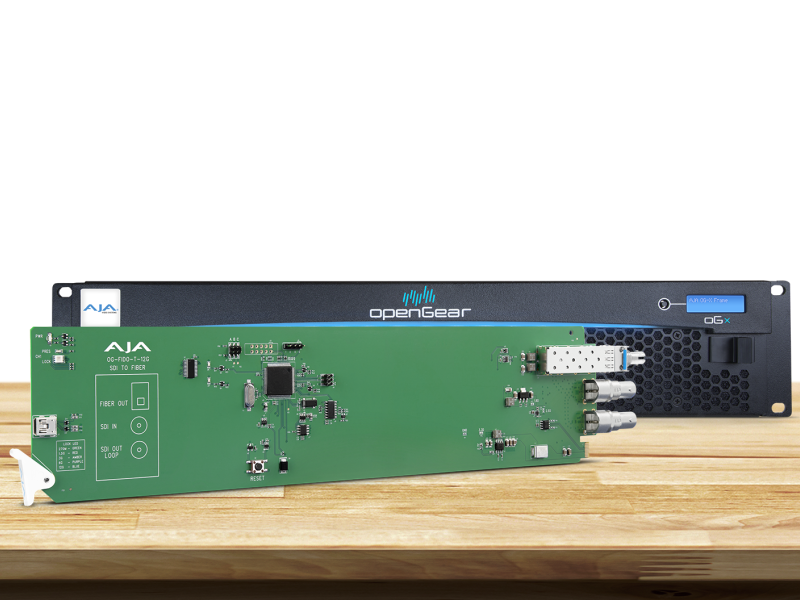 Tarjeta OpenGear AJA OG-FiDO-T-12G-ST para transmisión profesional 12G-SDI mediante fibra óptica ST.
