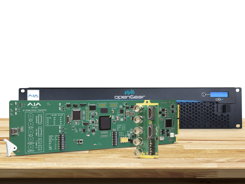 Tarjeta OpenGear AJA OG-UDC para conversión profesional up down cross de señales SDI.