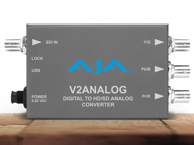 Conversor AJA V2Analog para conversión profesional de señales digitales a vídeo analógico broadcast.