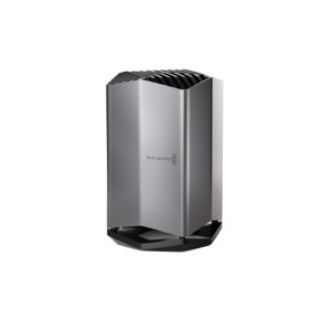 Servidor de almacenamiento Blackmagic Cloud Store con diseño vertical profesional, memoria flash NVMe interna, cuatro puertos Ethernet 10G, conexiones Gigabit, monitorización HDMI y sincronización Blackmagic Cloud para producción audiovisual y postproducción colaborativa.