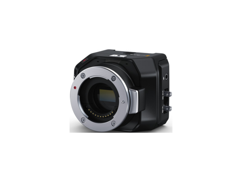 Cámara Blackmagic Micro Studio Camera 4K G2 ultracompacta con sensor Micro Cuatro Tercios, conectividad 12G-SDI, control remoto ATEM y diseño para producción en directo profesional.