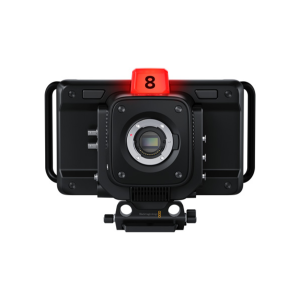 Cámara Blackmagic Studio Camera 4K Pro G2 con sensor Micro Cuatro Tercios HDR, pantalla inclinable de 7 pulgadas, filtros ND internos, conectividad SDI y Ethernet para producción en directo y streaming profesional.