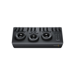 Blackmagic DaVinci Resolve Micro Panel panel compacto profesional de color grading con trackballs para DaVinci Resolve.