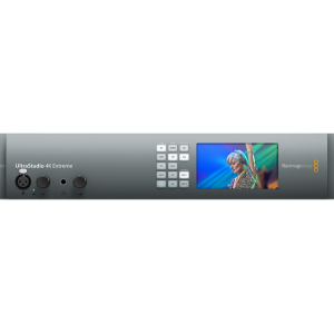 Dispositivo Blackmagic UltraStudio 4K Extreme 3 con conexión Thunderbolt 3, múltiples entradas y salidas 12G-SDI, HDMI 2.0 y audio profesional, diseñado para captura y reproducción de vídeo 4K en entornos de postproducción y broadcast.