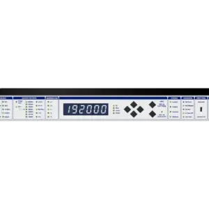Brainstorm DCD-24 distribuidor y generador de Word Clock con 24 salidas BNC, reducción de jitter y sincronización profesional para estudios de audio y broadcast.
