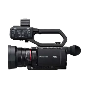 Videocámara profesional Panasonic AG-CX20 con grabación 4K UHD, zoom óptico 24x, doble ranura SD, streaming IP y conectividad broadcast.